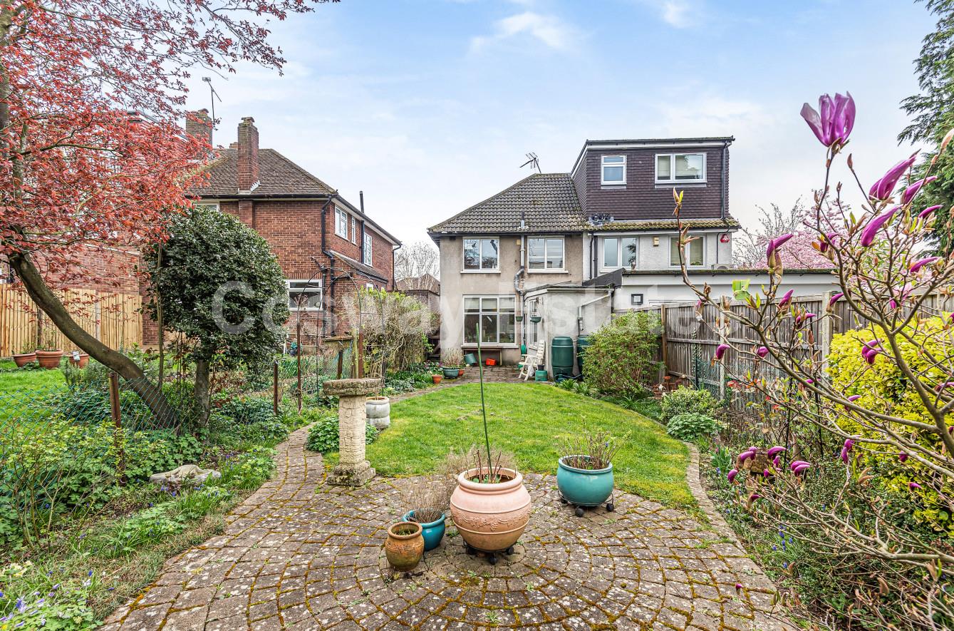 Milton Road, Mill Hill
